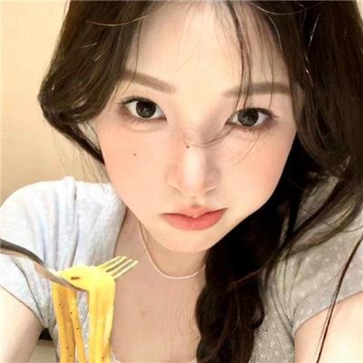 酷爱电影的庞波小姐